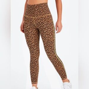 Define PowerHold® Ultra HW 7/8 Legging
Size: S